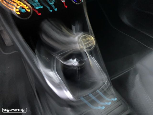 Ford Fiesta 1.0 EcoBoost S&S Titanium - 25