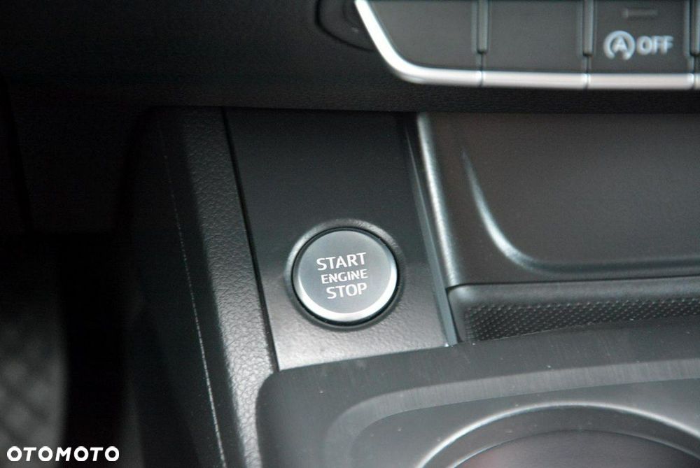Audi A4 Avant 2.0 TDI DPF clean diesel Ambiente - 26