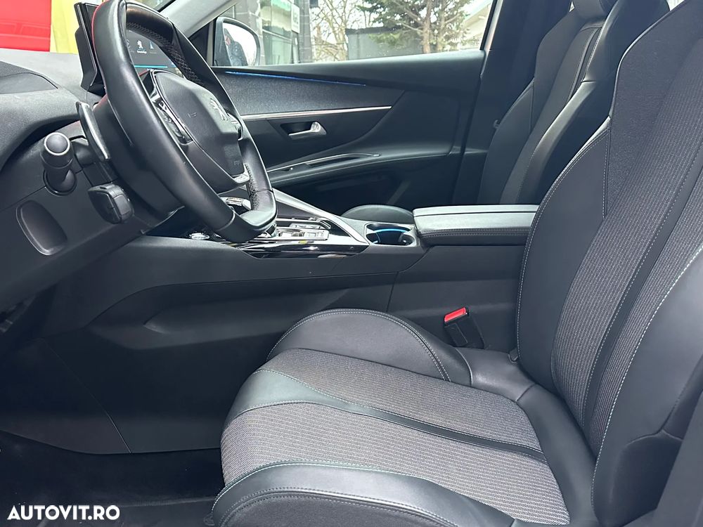 Peugeot 3008 1.2 PureTech 130 EAT8 Allure Pack - 16