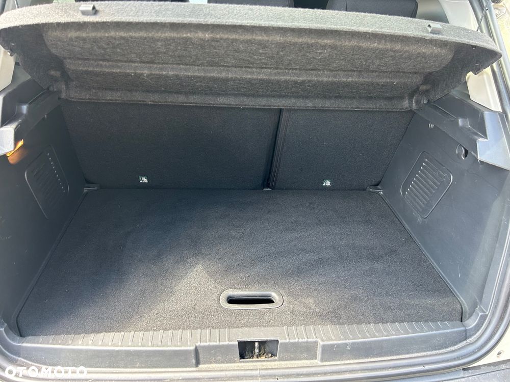 Renault Captur 1.2 TCe Intens EDC - 27