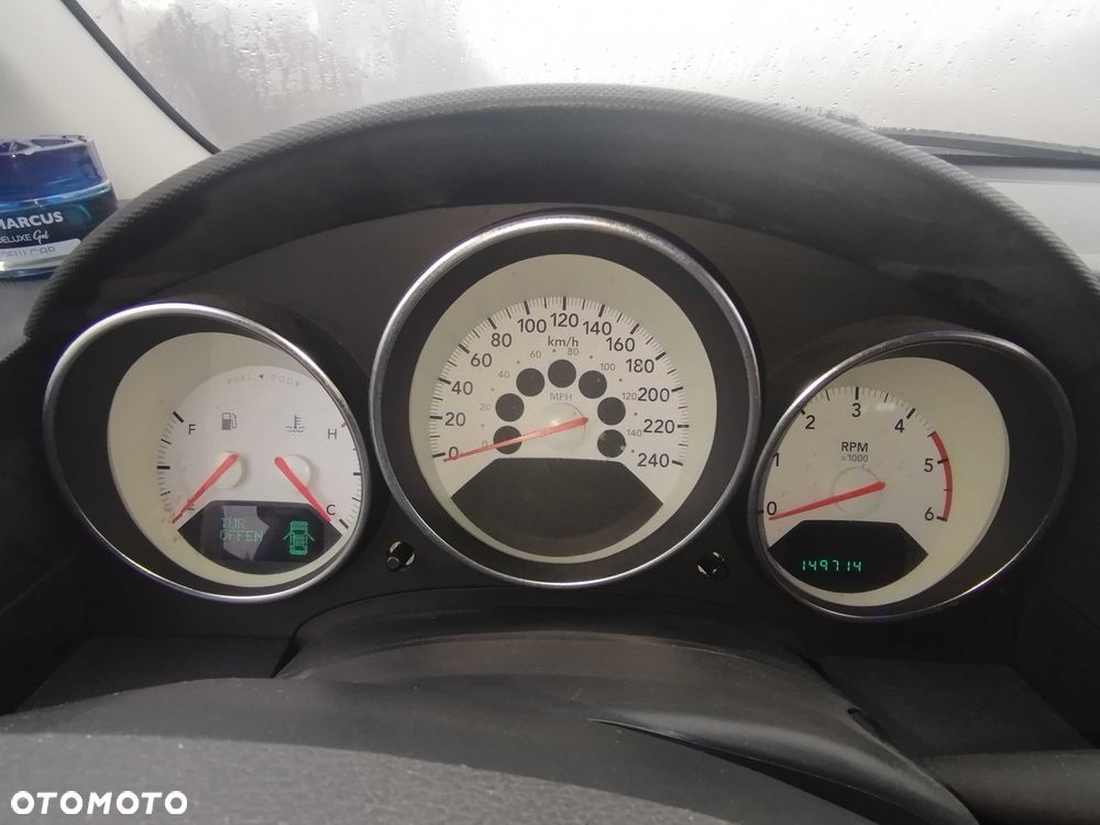 Dodge Caliber - 7