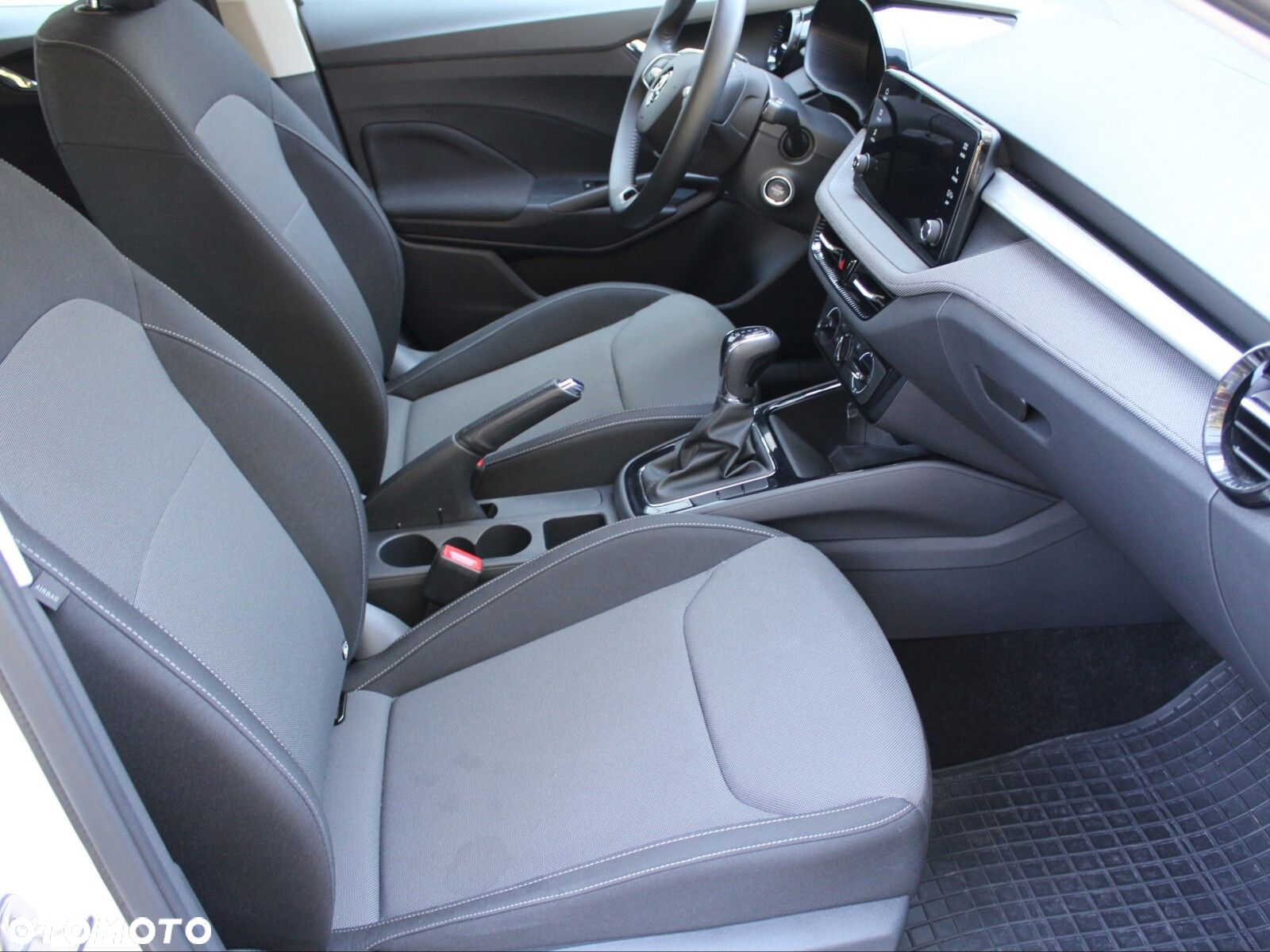 Skoda Fabia - 16