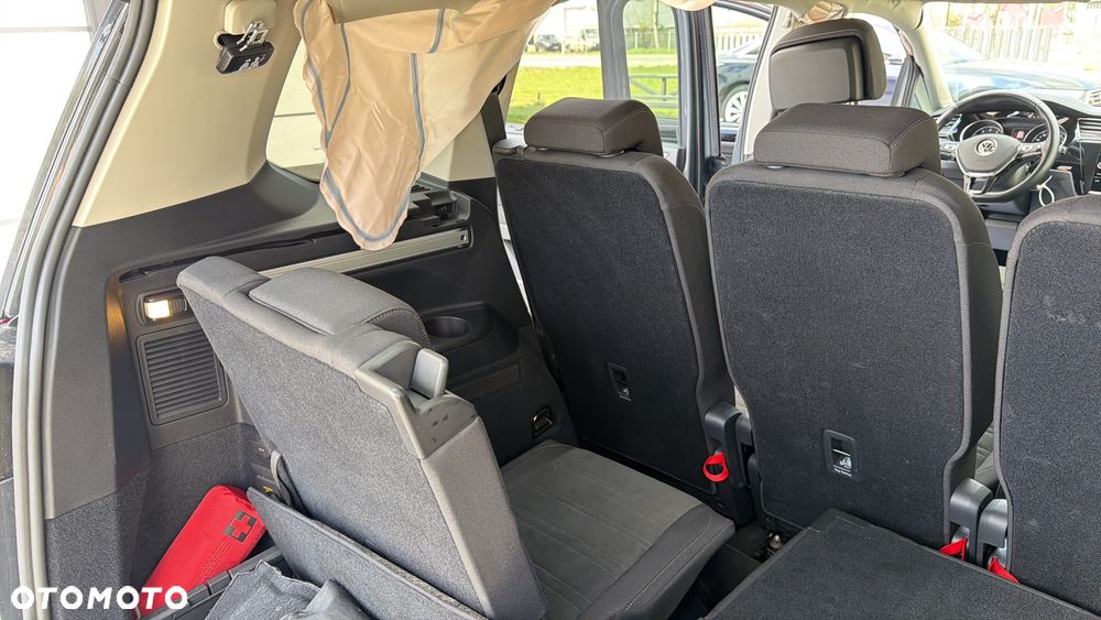 Volkswagen Touran 1.5 TSI ACT OPF DSG Trendline - 24