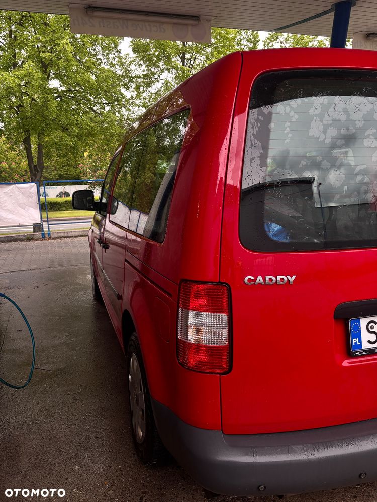 Volkswagen Caddy - 12