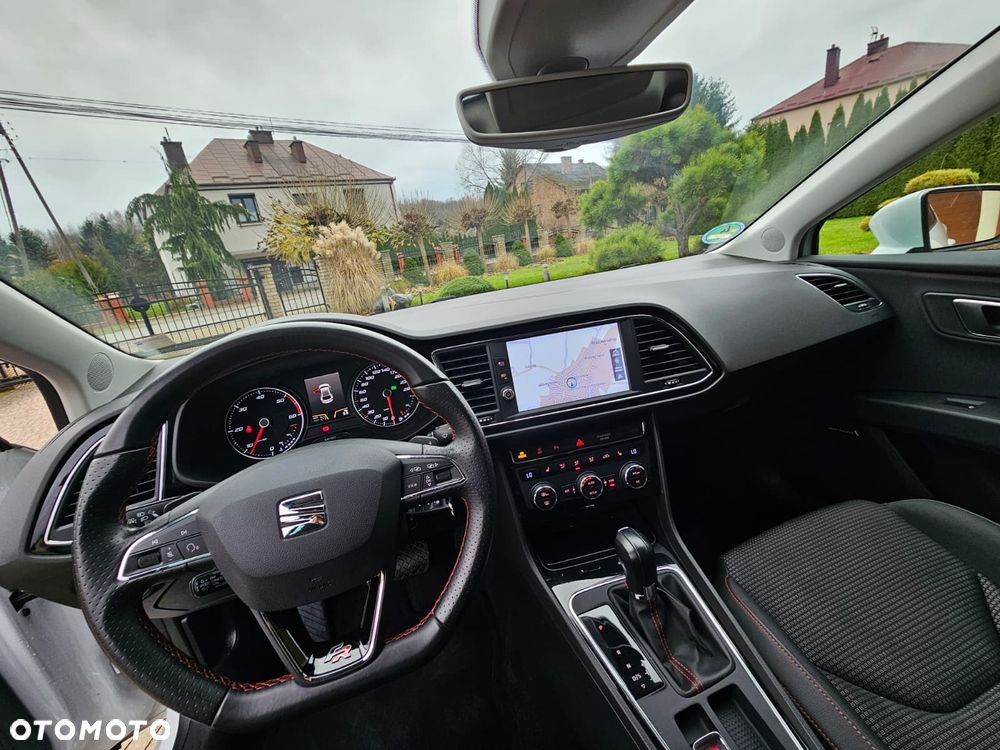 Seat Leon 2.0 TDI FR S&S DSG - 38