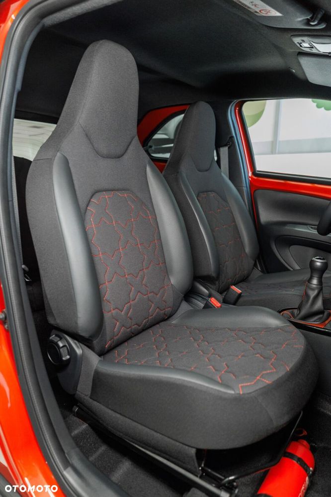 Toyota Aygo X - 24