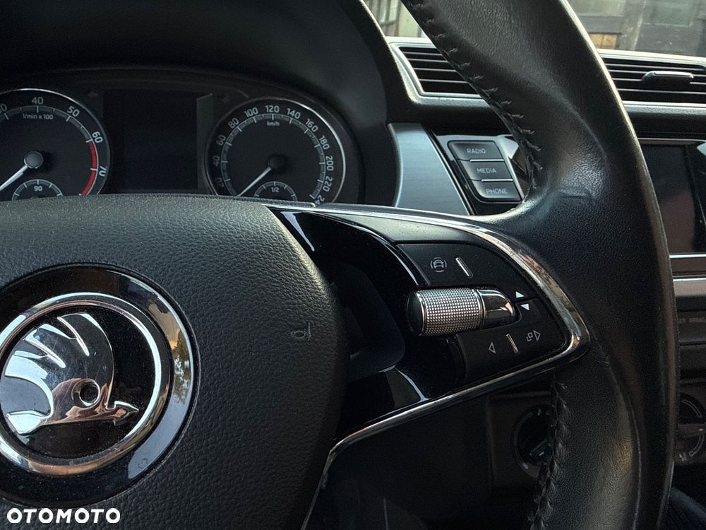 Skoda Fabia 1.0 Ambition - 10