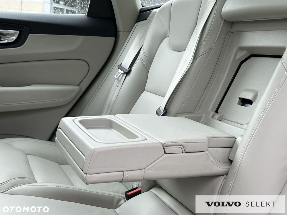 Volvo XC 60 - 31