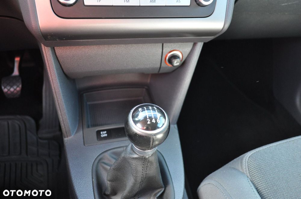 Volkswagen Touran - 9