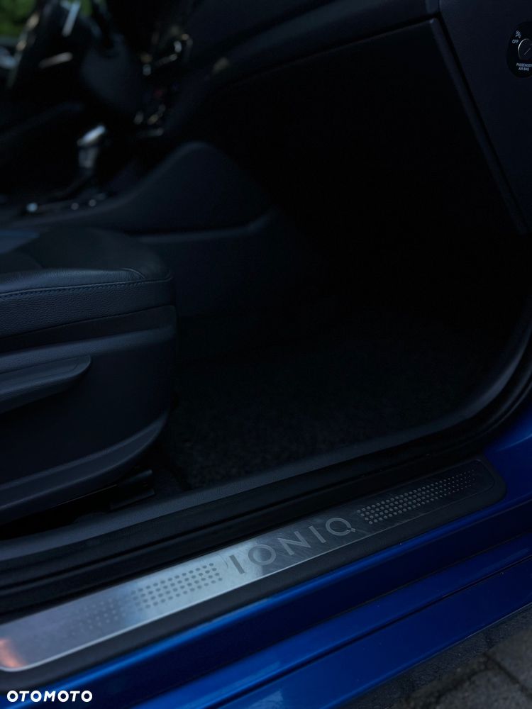 Hyundai IONIQ Hybrid Premium - 31
