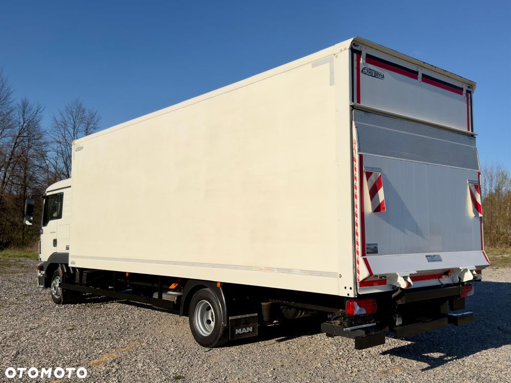 MAN TGL 12.250 / KONTENER / IZOTERMA / WINDA / 2017R / EURO 6 / LIFT  / SPROWADZONY / ZADBANY  / E6 / 17 PALET - 4