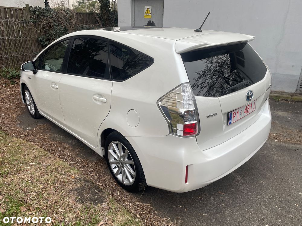 Toyota Prius+ (Hybrid) Executive - 4