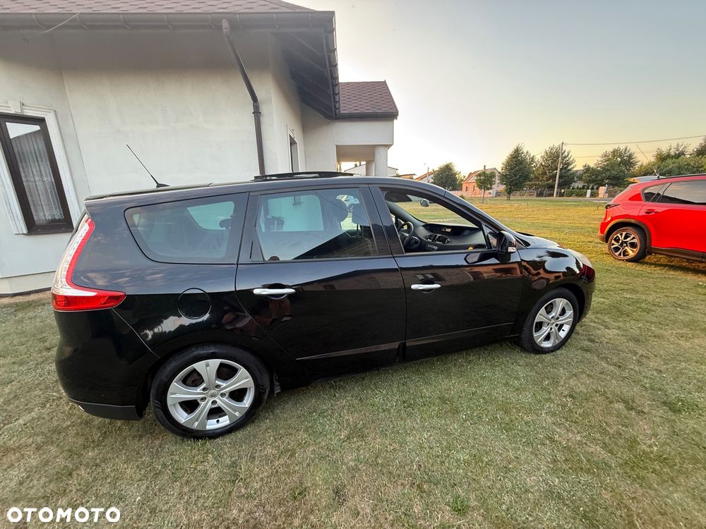Renault Scenic - 5
