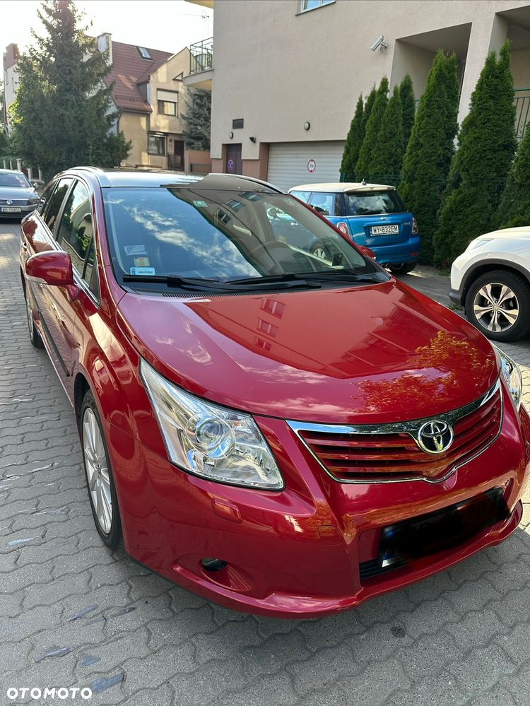 Toyota Avensis 2.0 Premium - 1