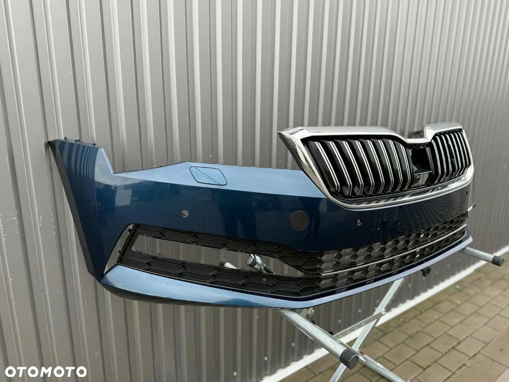 SKODA SUPERB III FL Lift Zderzak przód przedni LW5Q 4xPDC GRILL 2019-23r. - 2
