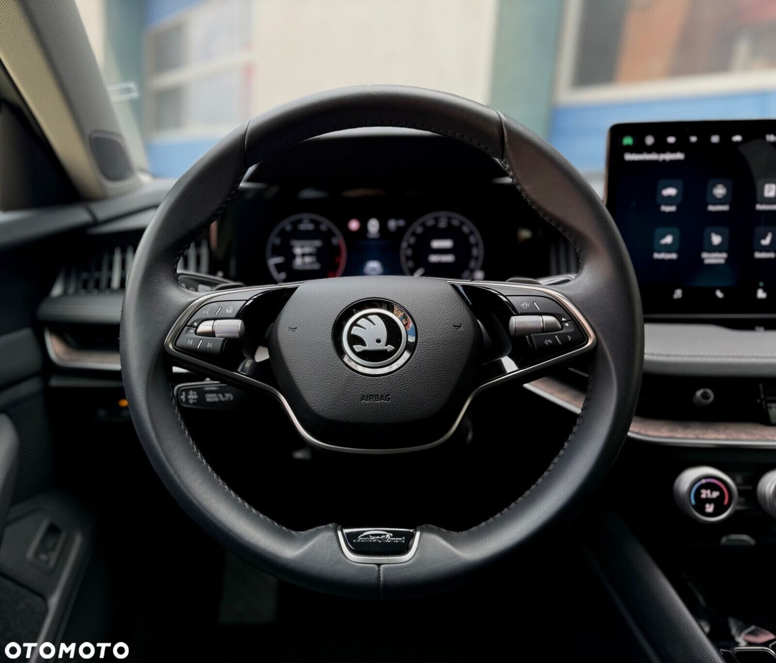 Skoda Superb 1.5 TSI L&K DSG - 18