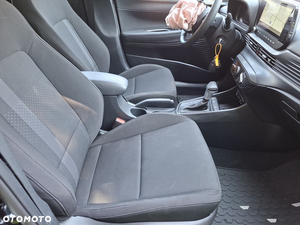 Hyundai i20 1.0 T-GDI DCT Blackline - 10