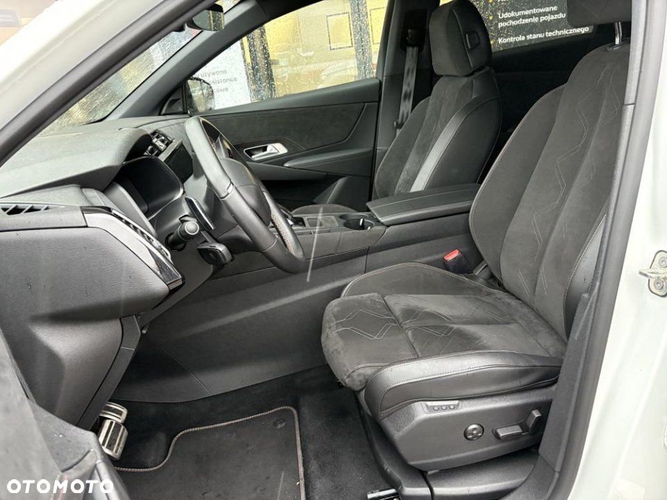 DS Automobiles DS 7 Crossback - 21