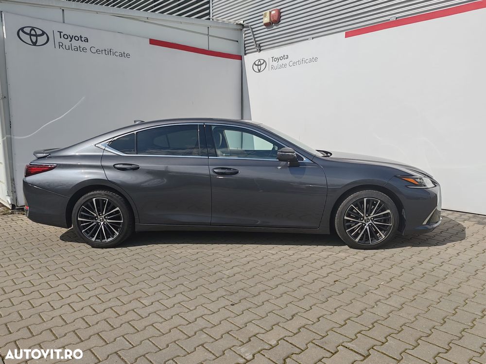 Lexus Seria ES 300h Executive - 4