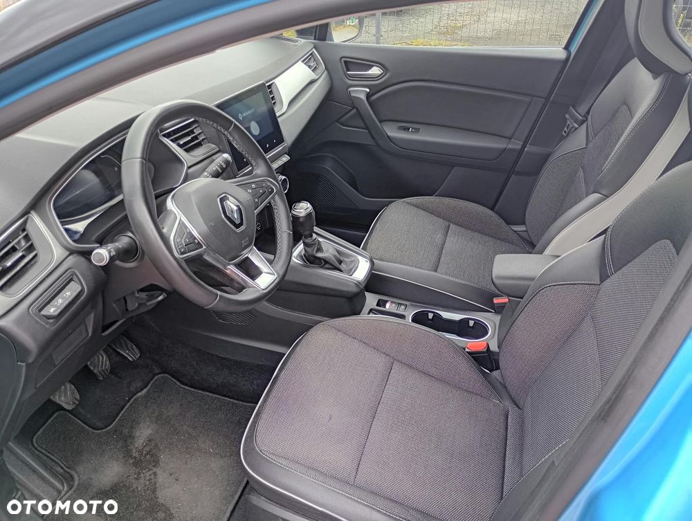 Renault Captur 1.3 TCe mHEV Intens - 9