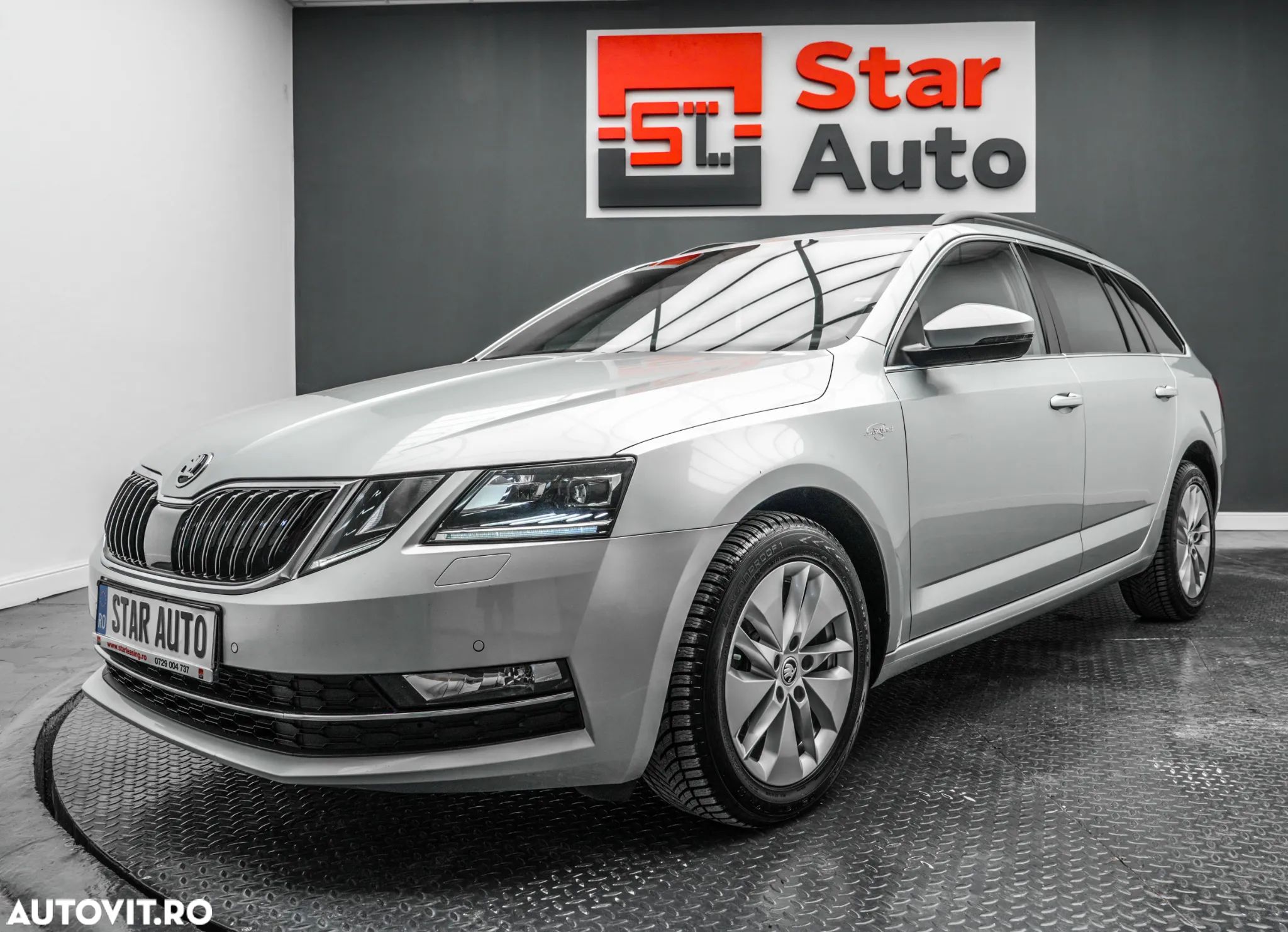 Skoda Octavia 2.0 TDI DSG Laurin&Klement - 1
