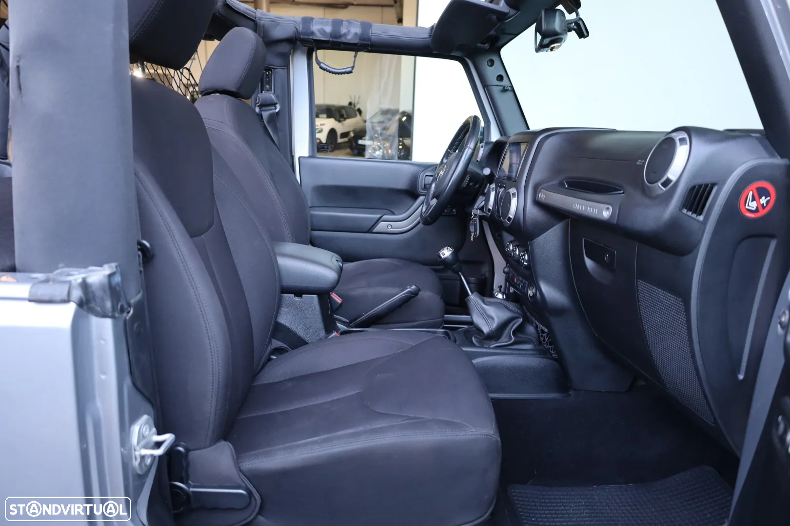Jeep Wrangler 2.8 CRD MTX Sport 4L - 46