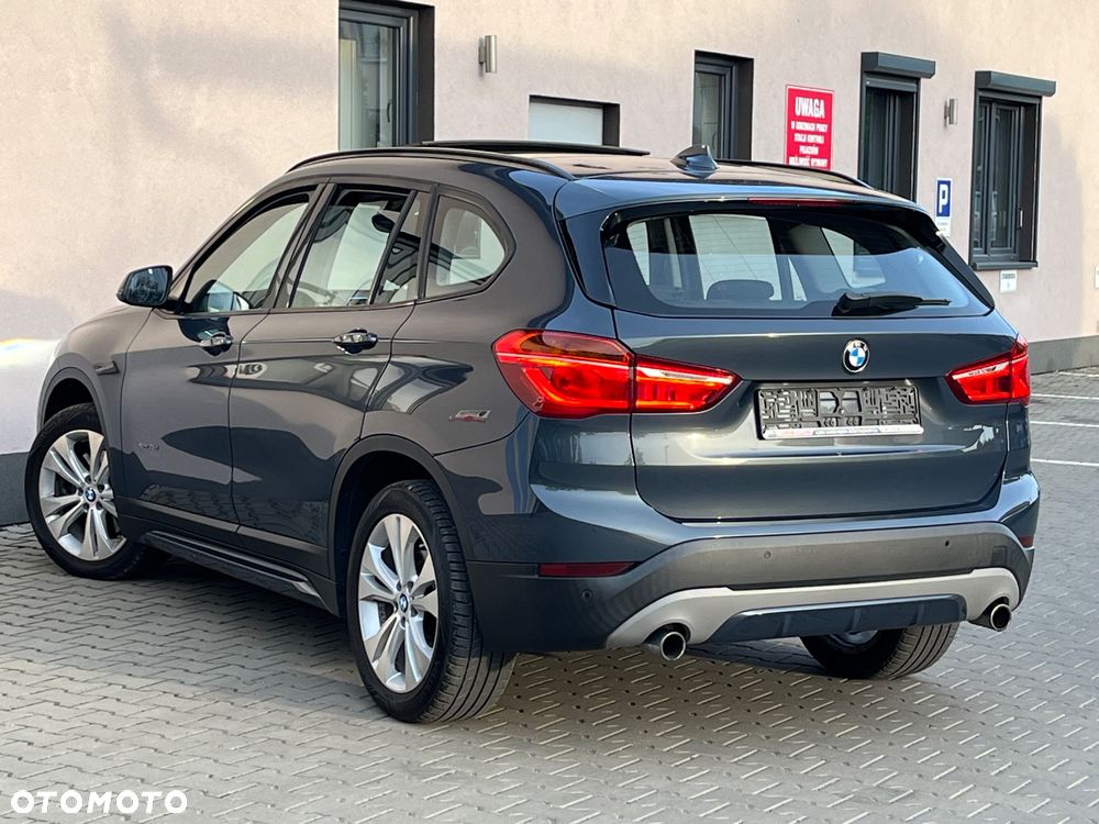 BMW X1 xDrive25d Sport Line - 6