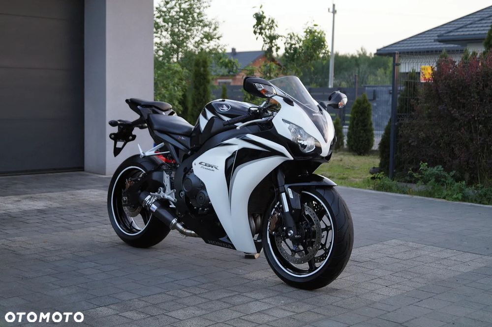 Honda CBR - 4