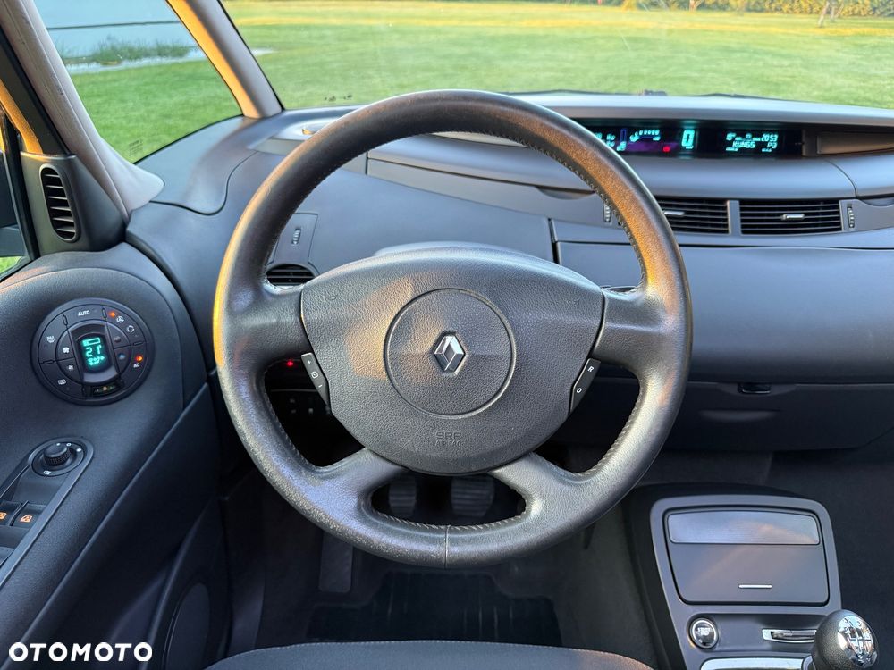 Renault Espace 2.0 dCi Expression - 23