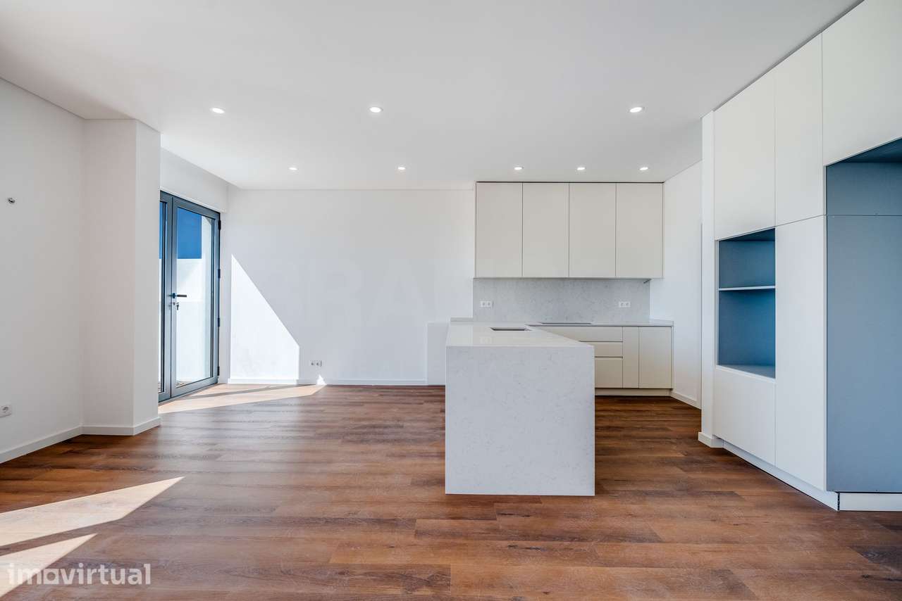 Moradia Geminada T3+1 nova com piscina | Belavista, Ferragudo - Grande imagem: 2/27