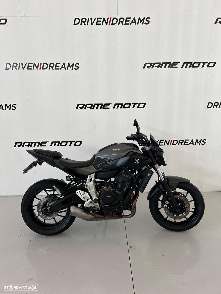 Yamaha MT-07 - 18