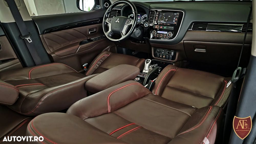 Mitsubishi Outlander 2.0 4WD - 31
