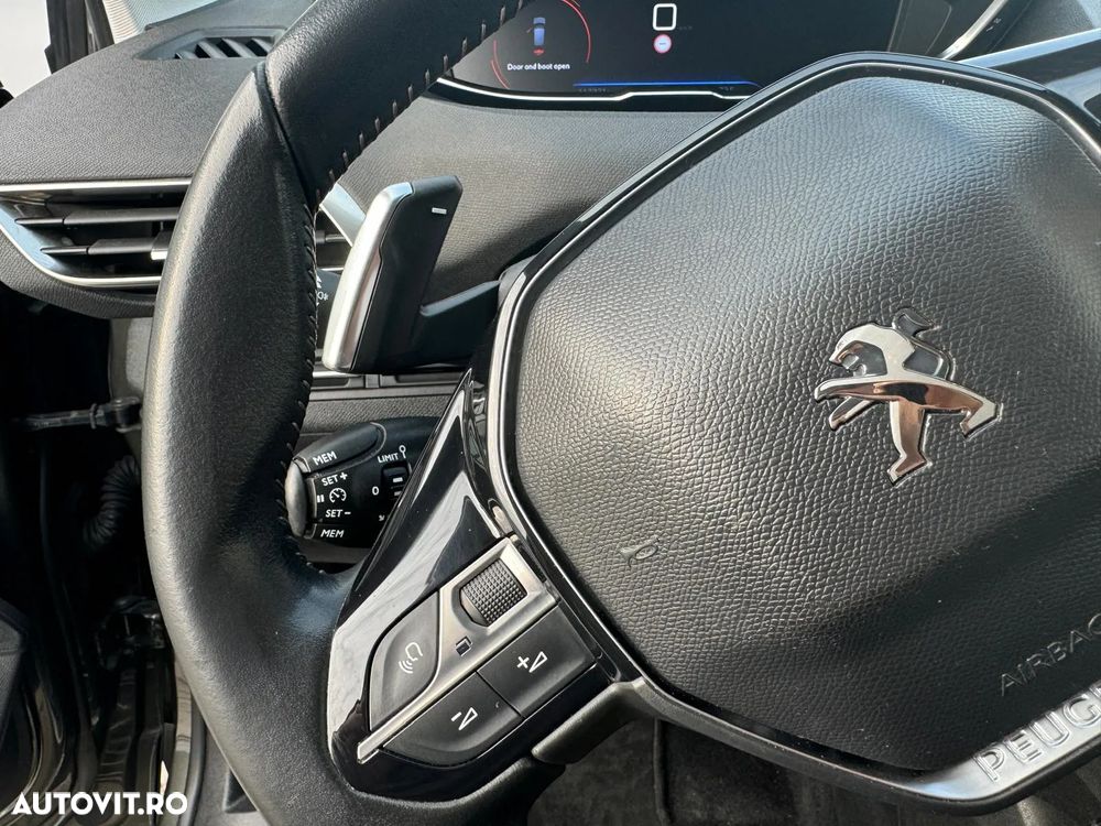 Peugeot 3008 1.5 BlueHDI S&S EAT8 Active - 13