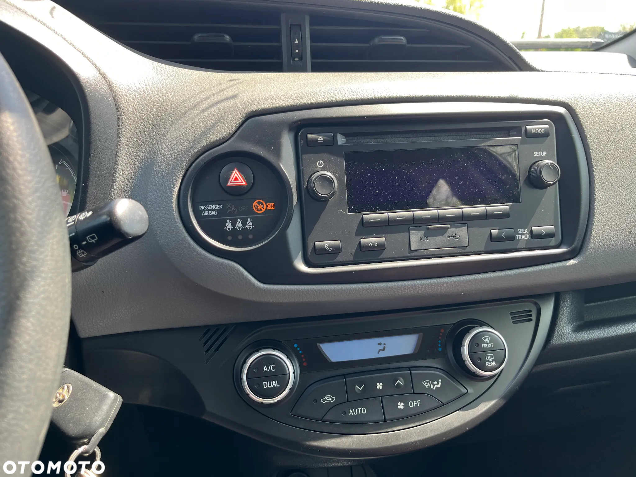 Toyota Yaris - 24