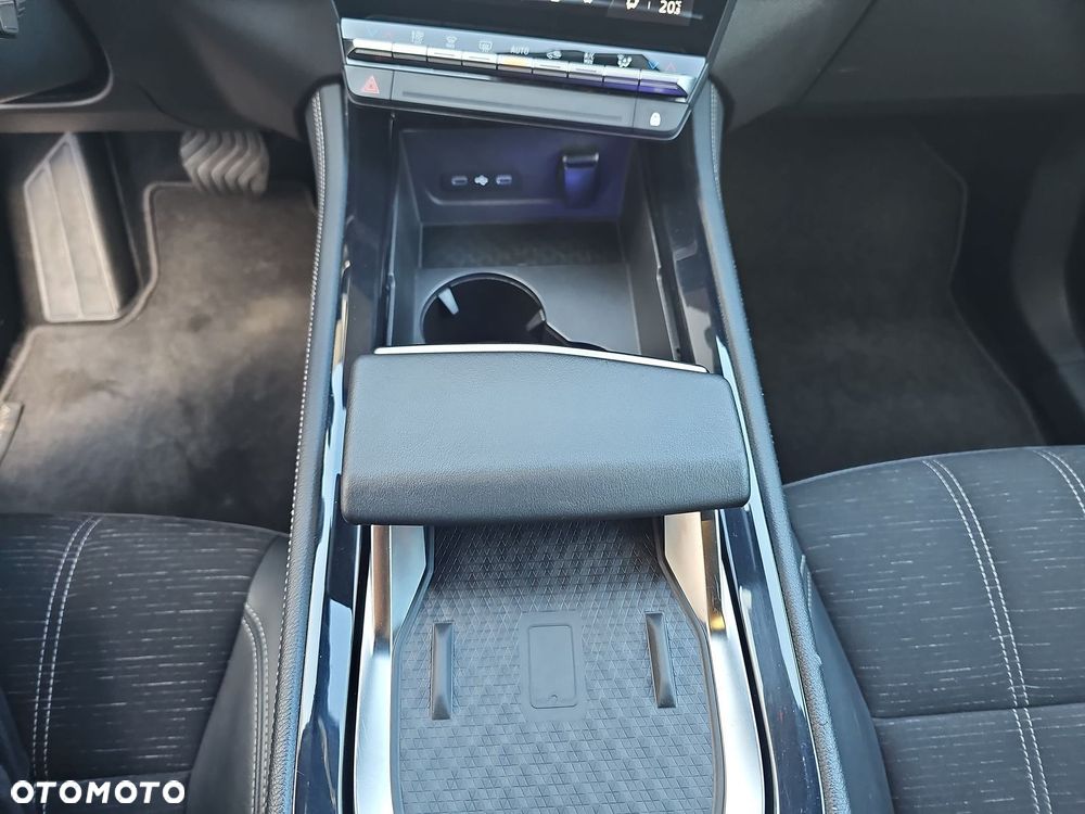 Renault Austral 1.3 TCe mHEV Techno - 27