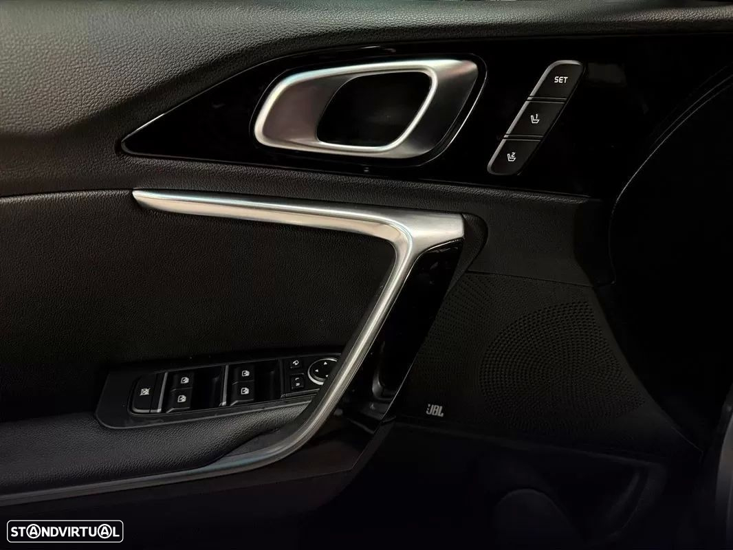 Kia ProCeed 1.6 CRDi GT Line+SRF 7DCT - 11