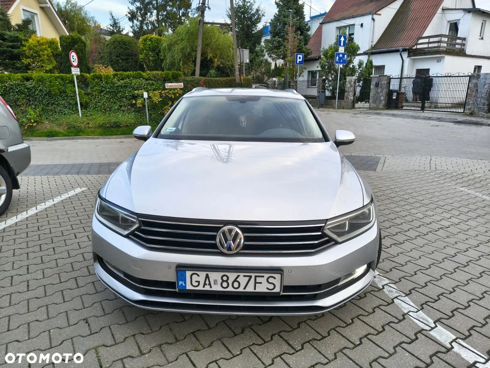 Volkswagen Passat - 8