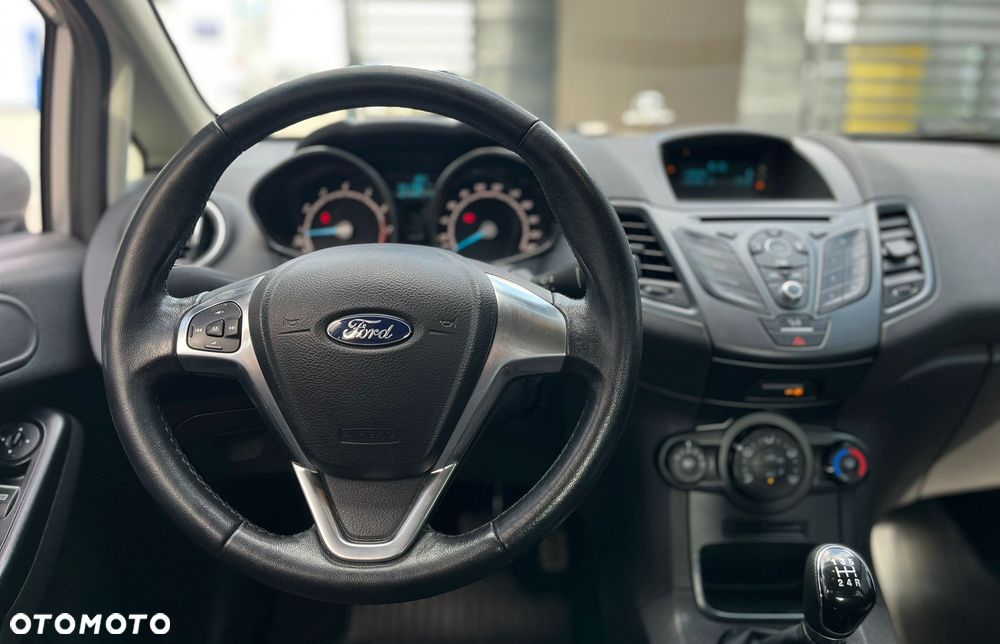 Ford Fiesta 1.25 Gold X - 8
