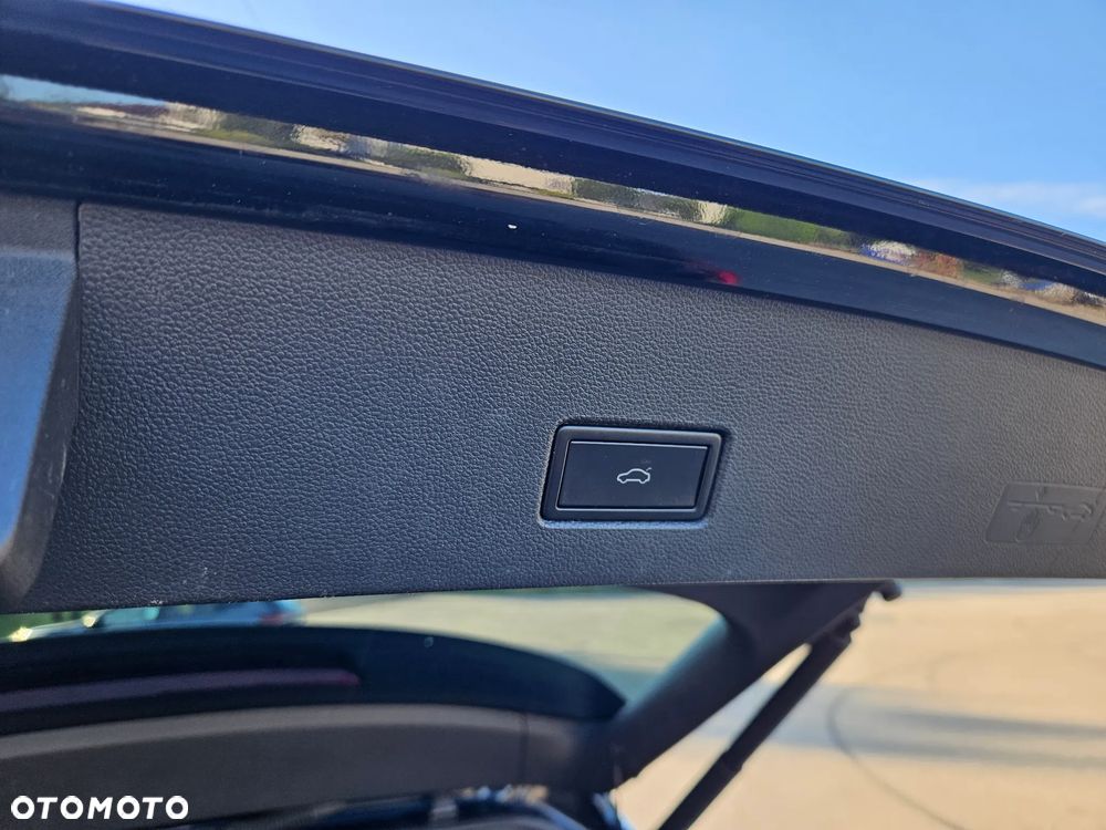 Volkswagen T-Roc 1.5 TSI OPF DSG R-Line - 30