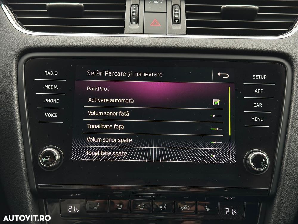 Skoda Octavia 2.0 TDI DSG Style - 19