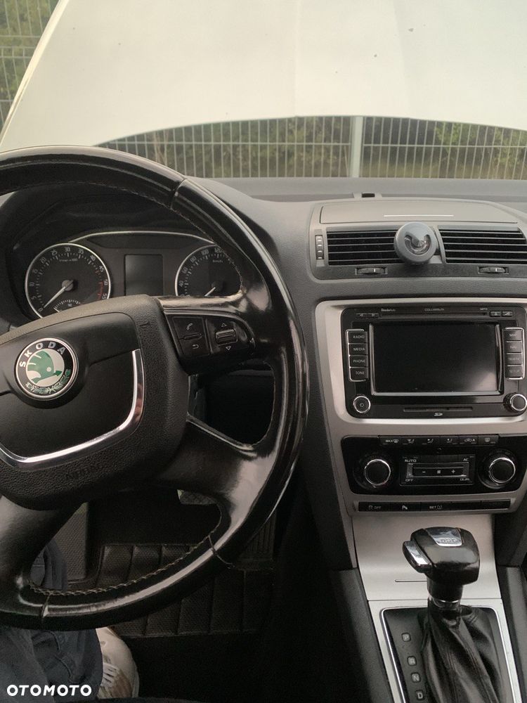 Skoda Octavia 1.6 TDI DPF DSG Classic - 2