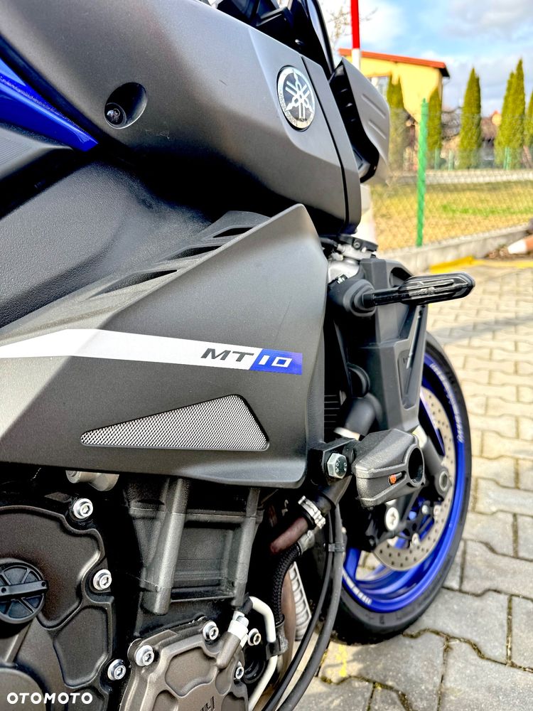 Yamaha MT - 5