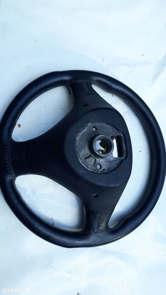 Kierownica Dwie do wyboru patrz opis Audi a3 8l audi a2 a6 a4  Skóra trójramienna plus poduszka 8z0419091d 8e0880201j/6ps - 6