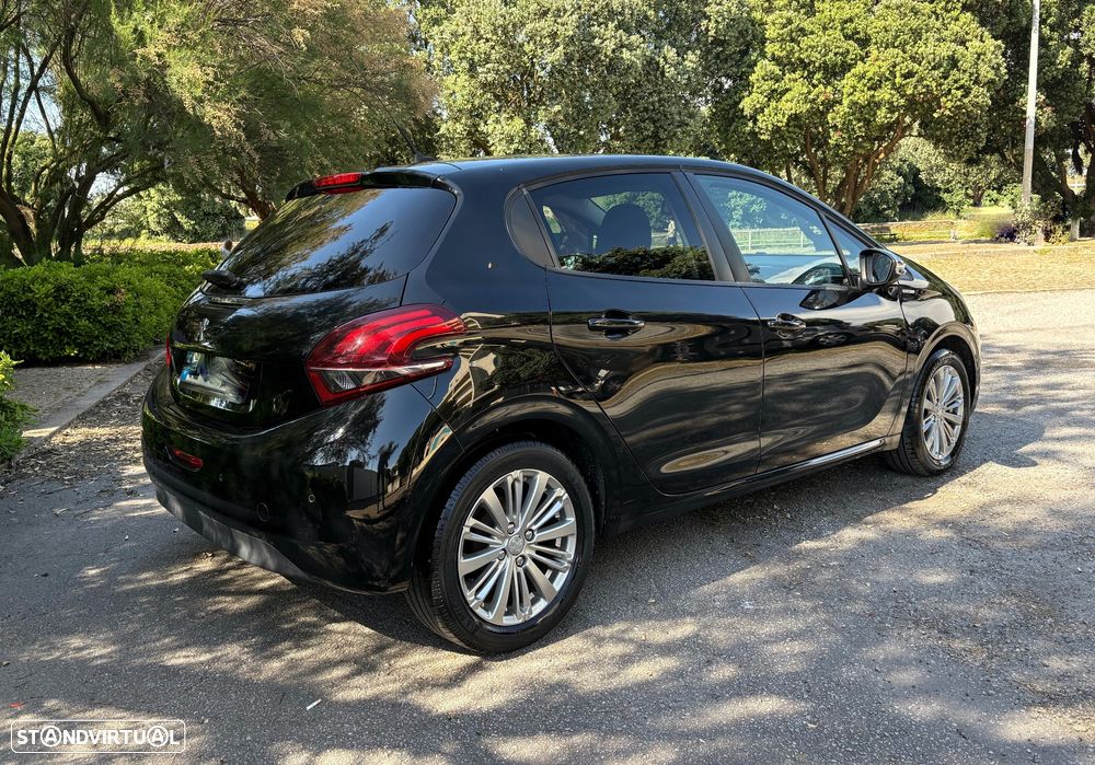 Peugeot 208 1.2 PureTech Style - 3