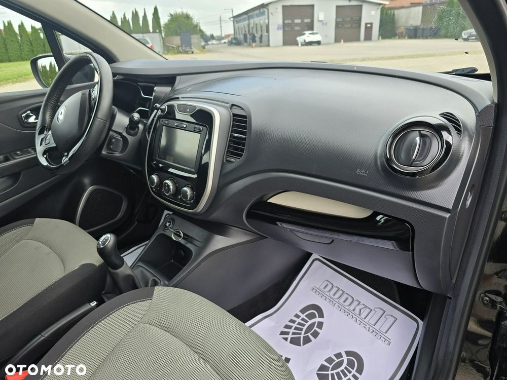 Renault Captur - 23