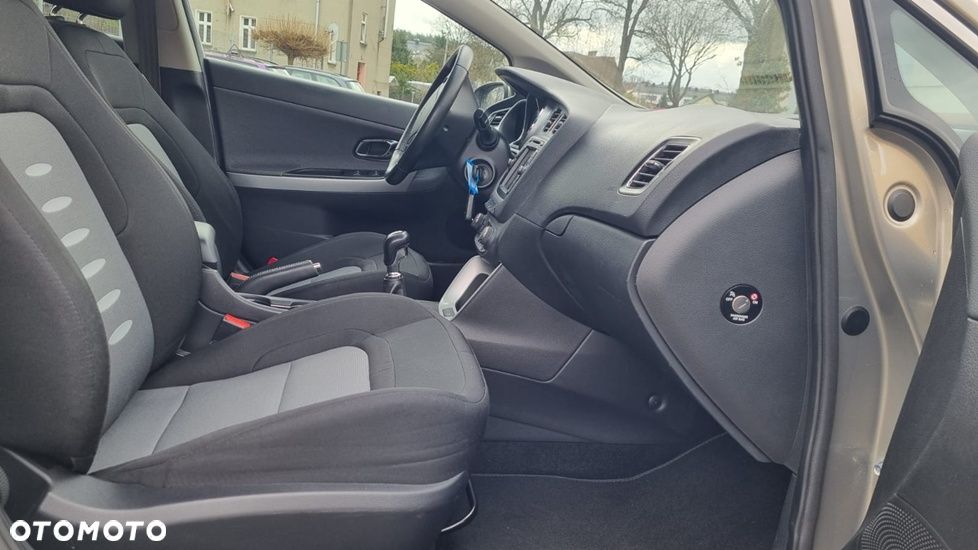 Kia Ceed 1.6 GDI Spirit - 14