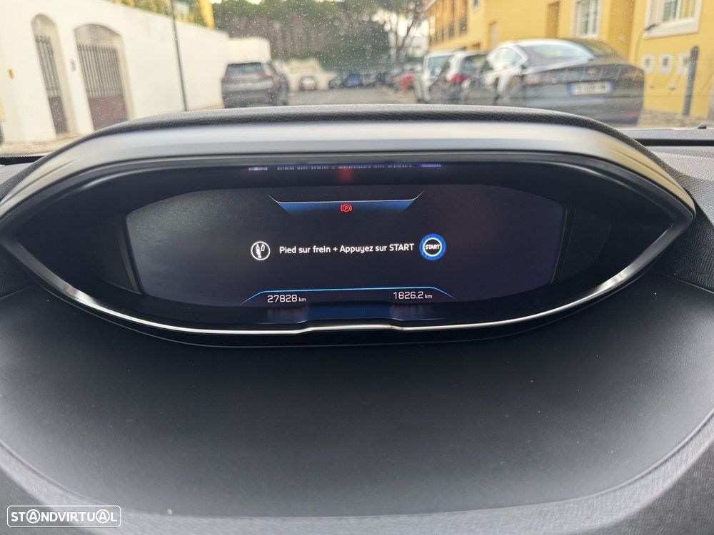 Peugeot 3008 1.2 PureTech Allure EAT8 - 35