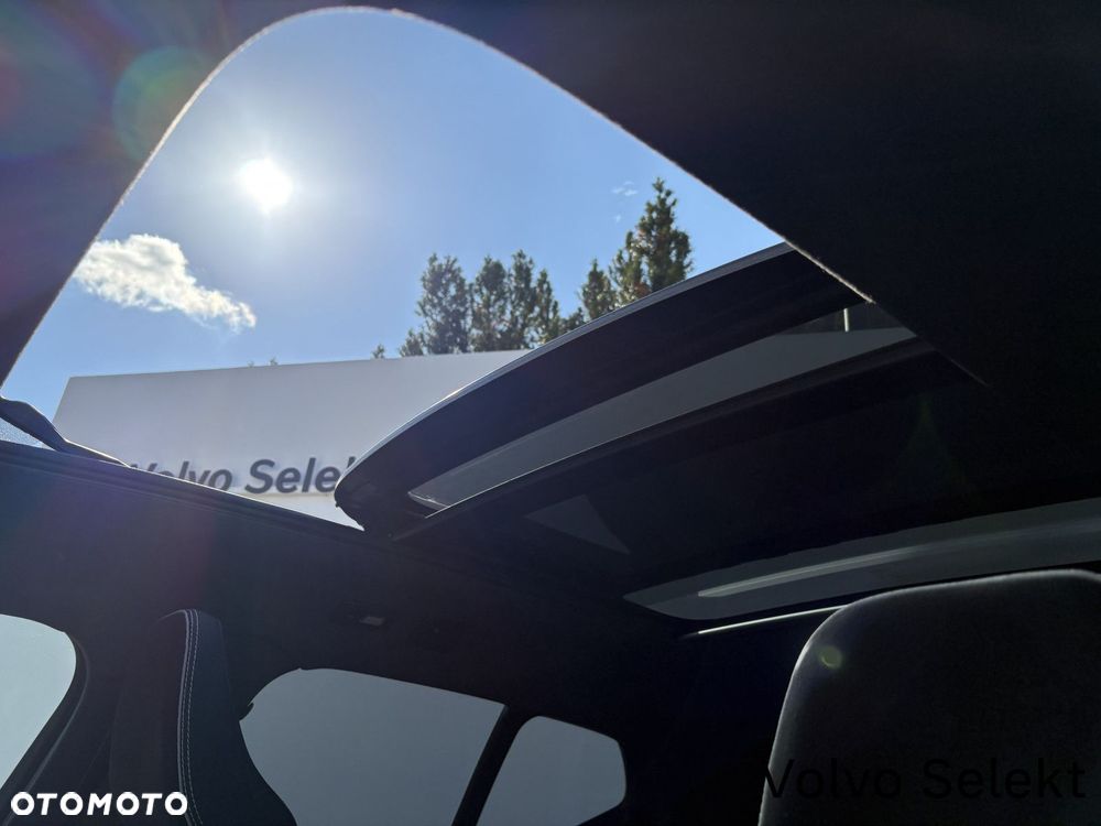 Volvo XC 40 - 21