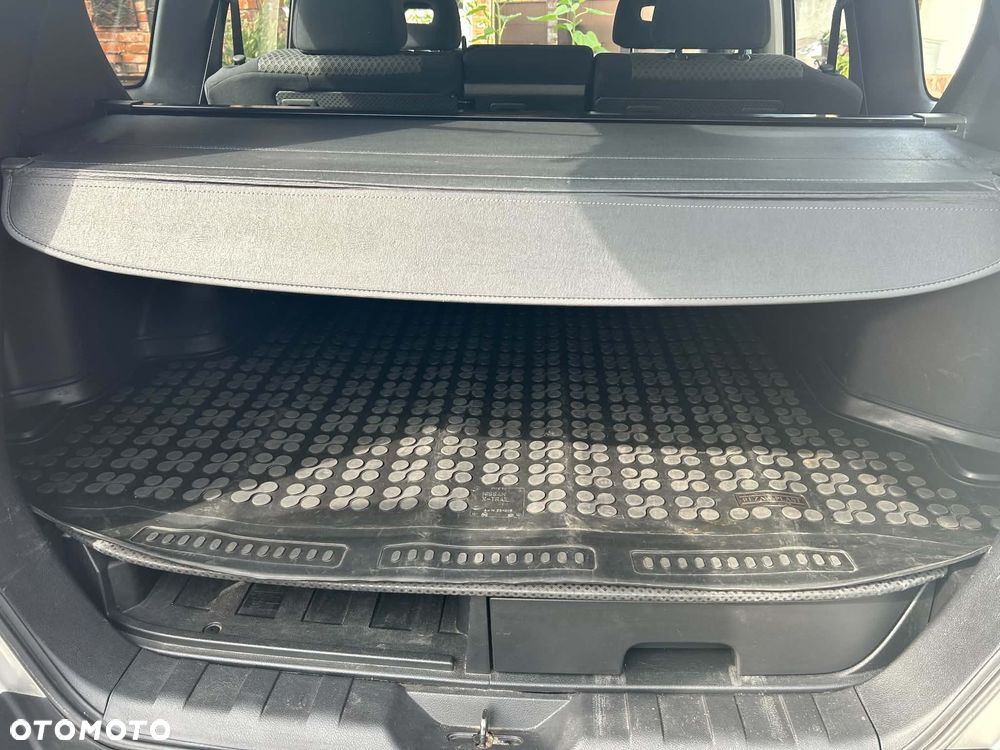Nissan X-Trail - 4