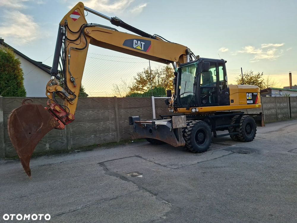 Caterpillar CAT M 322 D - 1